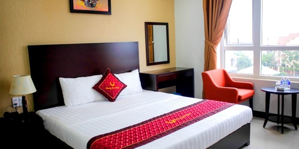 Huong Son Hotel 3*