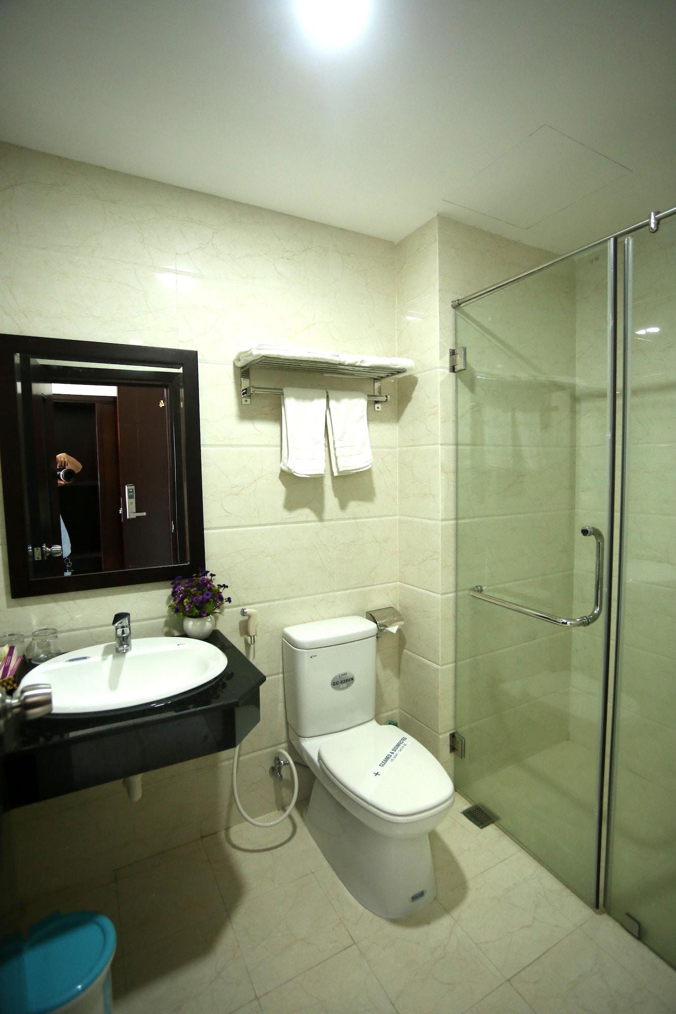 Huong Son Hotel 3*